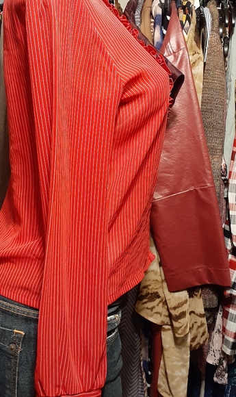 Vintage Tuxedo Ruffle Top 7/8 - Picture 3 of 3